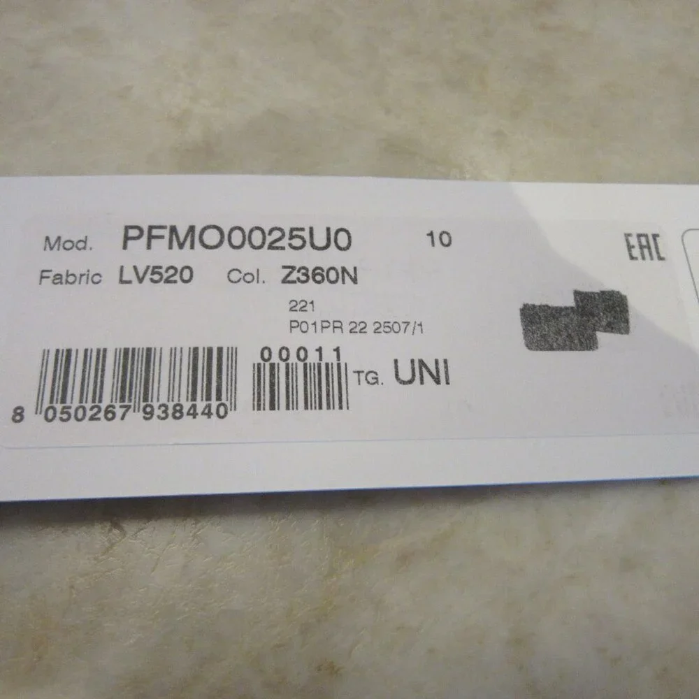 MARNI Zipped Coin & Card Case in Black Saffiano Leather MSRP $395 - Picture 9 of 9